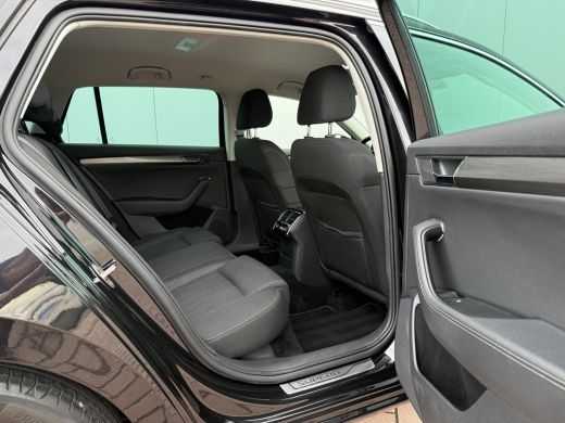 Skoda Superb Combi 1.4 TSI iV 218pk Business Edition Plus ActivLease financial lease