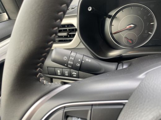 Suzuki Swift 1.2 Select Smart Hybrid CVT Automaat NU UIT VOORRAAD LEVERBAAR! ActivLease financial lease