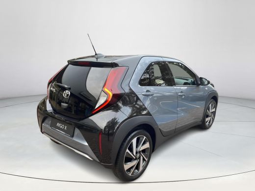 Toyota Aygo 1.0 VVT-i MT Envy ActivLease financial lease