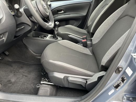 Toyota Aygo 1.0 VVT-i MT Play | All-in prijs | Apple/Android | Camera | Cruise Control | ActivLease financial lease