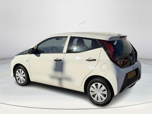 Toyota Aygo 1.0 VVT-i x-fun ActivLease financial lease