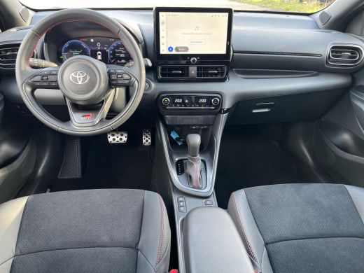 Toyota Yaris 1.5 Hybrid 130 GR Sport | Nieuw te bestellen | ActivLease financial lease