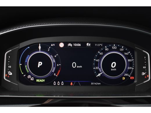 Volkswagen Arteon eHYBRID 218PK DSG ELEGANCE BUSINESS+ LEDER/VIRTUAL/PANORAMADAK ActivLease financial lease