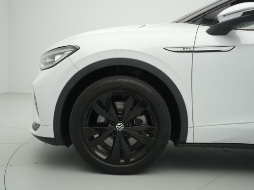Volkswagen ID.4 GTX 4Motion 77 kWh 360 Camera Panorama Sideassist Stoelverwarming  Headup Display 196 ActivLease financial lease