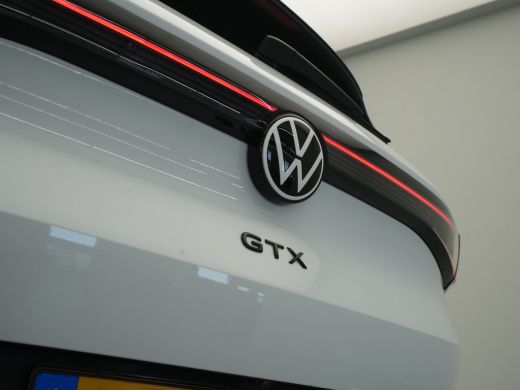 Volkswagen ID.4 GTX 4Motion 77 kWh 360 Camera Panorama Sideassist Stoelverwarming  Headup Display 196 ActivLease financial lease