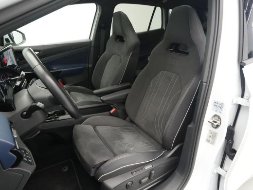 Volkswagen ID.4 GTX 4Motion 77 kWh 360 Camera Panorama Sideassist Stoelverwarming  Headup Display 196 ActivLease financial lease