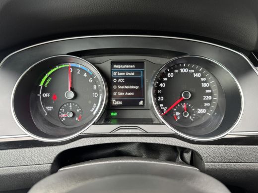 Volkswagen Passat Variant 218PK DSG HYBRID GTE BUSINESS NAVI/CAMERA/CARPLAY ActivLease financial lease