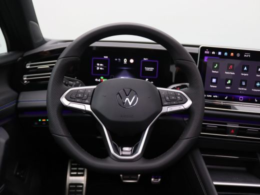 Volkswagen Tiguan 1.5 eHybrid R-Line Edition 272PK DSG Pano-Schuifdak, 20" LM Velgen, Trekhaak, Matrix LED-Verlicht... ActivLease financial lease