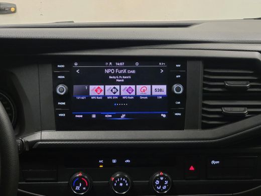 Volkswagen Transporter 2.0TDI L2/H1 Dubbele Cabine Euro 6! ActivLease financial lease