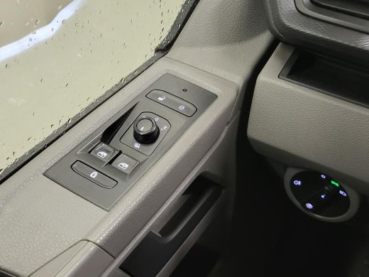 Volkswagen Transporter 2.0TDI L2/H1 Dubbele Cabine Euro 6! ActivLease financial lease