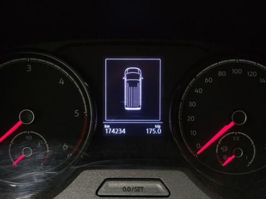 Volkswagen Transporter 2.0TDI L2/H1 Dubbele Cabine Euro 6! ActivLease financial lease