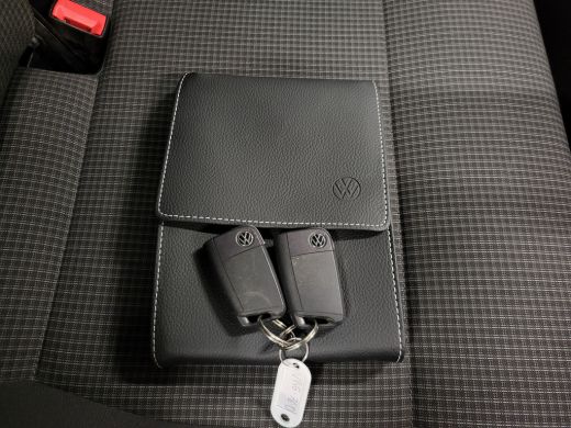 Volkswagen Transporter 2.0TDI L2/H1 Dubbele Cabine Euro 6! ActivLease financial lease