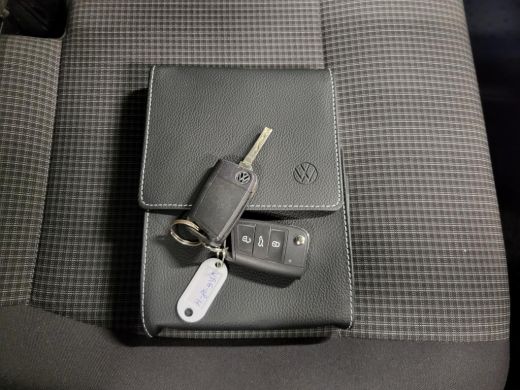 Volkswagen Transporter 2.0TDI L2/H1 Dubbele Cabine Euro 6! ActivLease financial lease