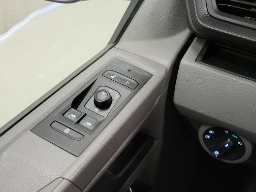 Volkswagen Transporter 2.0TDI L2/H1 Dubbele Cabine Euro 6! ActivLease financial lease