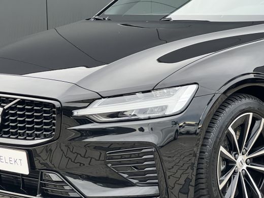 Volvo  V60 T6 Plug-in hybrid AWD Plus Dark | Sportstoelen | Adaptieve Cruise control | Stoel en stuurwielver... ActivLease financial lease