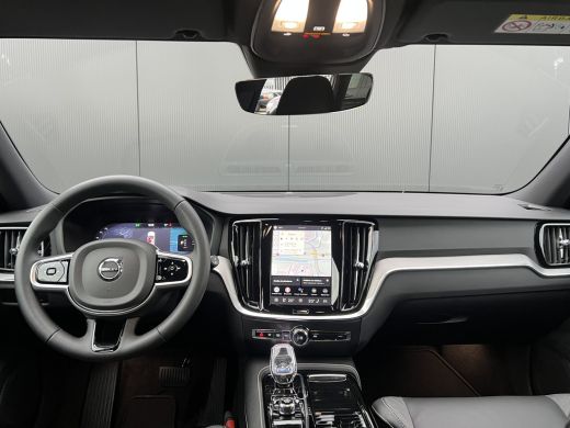 Volvo  V60 T6 Plug-in hybrid AWD Plus Dark | Sportstoelen | Adaptieve Cruise control | Stoel en stuurwielver... ActivLease financial lease