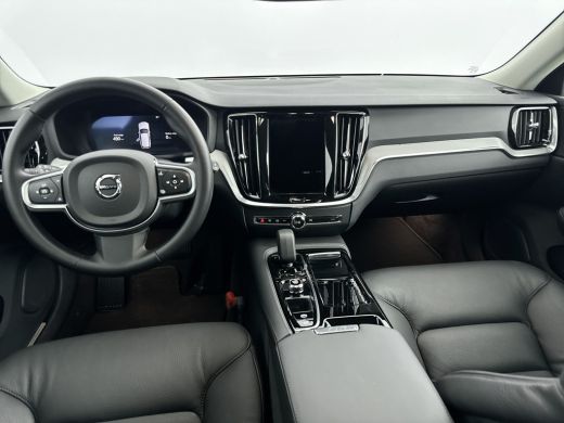 Volvo  V60 T6 Recharge Essential | 18" | Leder | Adaptieve cruise | BLIS | Stoel/stuur/achterbankverwarming ... ActivLease financial lease
