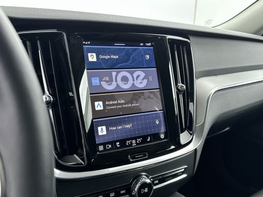 Volvo  V60 T6 Recharge Essential | 18" | Leder | Adaptieve cruise | BLIS | Stoel/stuur/achterbankverwarming ... ActivLease financial lease