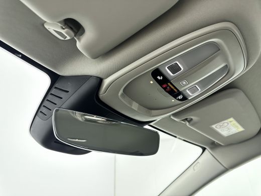 Volvo  V60 T6 Recharge Essential | 18" | Leder | Adaptieve cruise | BLIS | Stoel/stuur/achterbankverwarming ... ActivLease financial lease