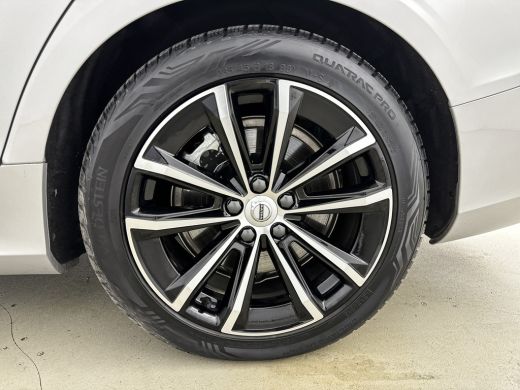 Volvo  V60 T6 Recharge Essential | 18" | Leder | Adaptieve cruise | BLIS | Stoel/stuur/achterbankverwarming ... ActivLease financial lease