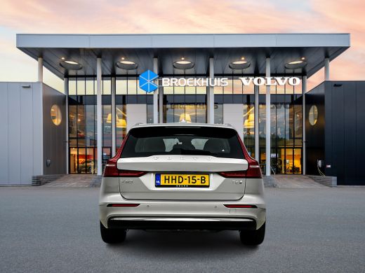 Volvo  V60 T6 Recharge Essential | 18" | Leder | Adaptieve cruise | BLIS | Stoel/stuur/achterbankverwarming ... ActivLease financial lease