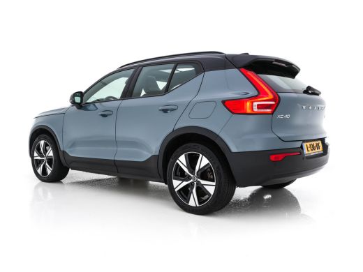 Volvo  XC40 Recharge P8 AWD R-Design [ 3-Fase ] {SOH-91%} (INCL-BTW) *PANO | FULL-LEATHER | DIGI-COCKPIT | FU... ActivLease financial lease