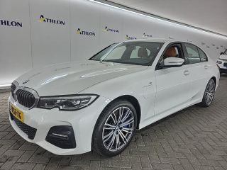 BMW 3 Serie 330e Aut. M-Sport | Leder Sport | DAB | Mood light - Sfeer