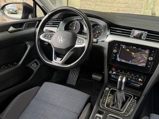 Volkswagen Passat Variant 218PK DSG HYBRID GTE BUSINESS NAVI/CAMERA/CARPLAY