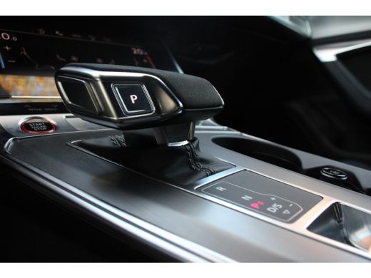 Audi RS6 Avant 4.0 TFSI quattro | UNIEK! | FULL OPTION! | ALCANTARA STUUR | STOELVERWARMING + VERKOELING |... ActivLease financial lease