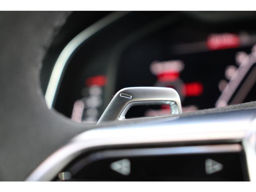 Audi RS6 Avant 4.0 TFSI quattro | UNIEK! | FULL OPTION! | ALCANTARA STUUR | STOELVERWARMING + VERKOELING |... ActivLease financial lease