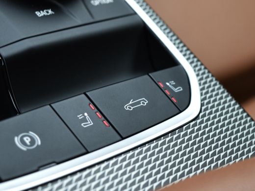 BMW 4 Serie Cabrio M440i xDrive High Executive | Dravitgrau | CoPilot ActivLease financial lease