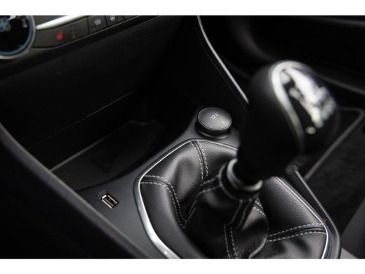 Ford Fiesta 1.0 EcoBoost Hybrid Titanium | Stoel/stuur/voorruit verwarming | Apple Carplay/Android Auto | Key... ActivLease financial lease