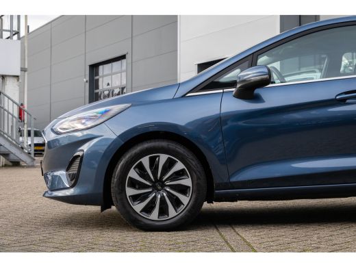 Ford Fiesta 1.0 EcoBoost Hybrid Titanium | Stoel/stuur/voorruit verwarming | Apple Carplay/Android Auto | Key... ActivLease financial lease