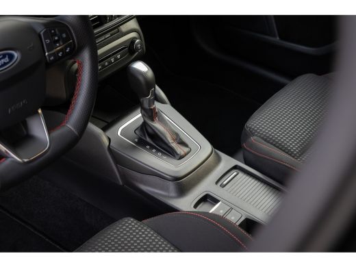 Ford Focus 1.0 EcoBoost Hybrid ST Line | | Trekhaak | Stoel/stuur/voorruit verwarming | Cruise adaptief | Do... ActivLease financial lease