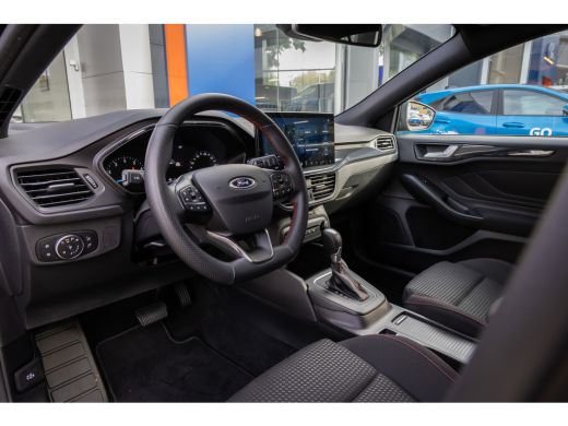 Ford Focus 1.0 EcoBoost Hybrid ST Line | | Trekhaak | Stoel/stuur/voorruit verwarming | Cruise adaptief | Do... ActivLease financial lease