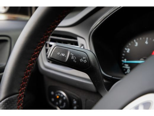 Ford Focus 1.0 EcoBoost Hybrid ST Line | | Trekhaak | Stoel/stuur/voorruit verwarming | Cruise adaptief | Do... ActivLease financial lease