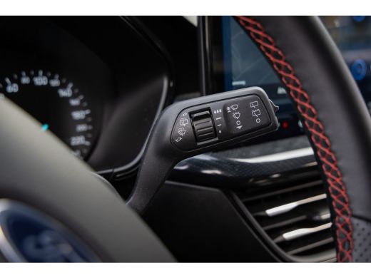 Ford Focus 1.0 EcoBoost Hybrid ST Line | | Trekhaak | Stoel/stuur/voorruit verwarming | Cruise adaptief | Do... ActivLease financial lease