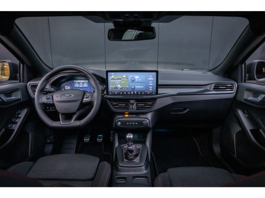 Ford Focus 1.0 EcoBoost Hybrid ST Line X | Pano-dak | Adapt. Cruise | B&O audio | AGR-stoel | Camera | Winte... ActivLease financial lease