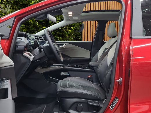 Ford Puma Gen-E Premium 44 kWh | B&O audio | Panoramadak | 360 Camera | Adaptive Cruise | Stuur/stoelverwarming ActivLease financial lease