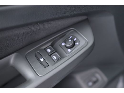 Ford Transit Connect 1.5 EcoBoost PHEV L2 Limited Trekhaak | AGR-comfort stoelen | Sidebars | Winterpack |  Apatieve C... ActivLease financial lease