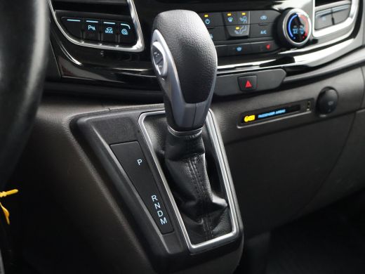 Ford Transit Custom 2.0 TDCI 170 PK AUT. L2H1 LIMITED + RAPTOR GRILLE | TREEPLANKEN | CARPLAY | TREKHAAK | CAMERA ActivLease financial lease