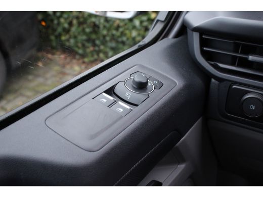 Ford Transit Custom 300 2.0 TDCI L1H1 MS-RT | NL-AUTO! | 1E EIGENAAR! | DIRECT RIJDEN! | WINTERPACK | TREKHAAK | CAME... ActivLease financial lease