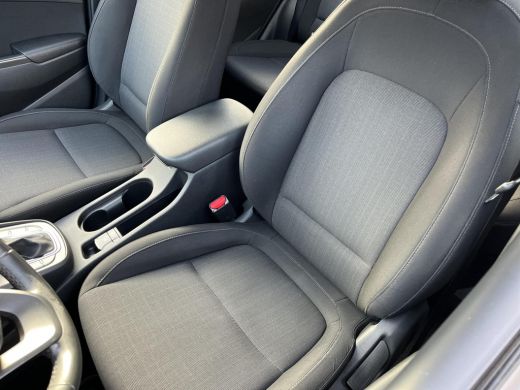 Hyundai Kona 1.6 GDI HEV Comfort Smart | All-in prijs | Automaat | Navigatie| Apple/android auto ActivLease financial lease