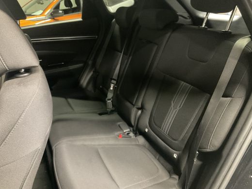 Hyundai Tucson 1.6 T-GDI MHEV Comfort Camera | Digitaal Dashboard | Carplay | Climate | Parkeersensoren achter |... ActivLease financial lease