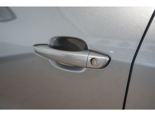 Jeep Avenger Summit | 8 Jaar Garantie | Warmtepomp | Navigatie | Camera | Elekrische Achterklep | Parkeersenso... ActivLease financial lease