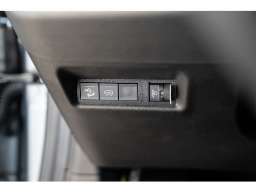 Jeep Avenger Summit | 8 Jaar Garantie | Warmtepomp | Navigatie | Camera | Elekrische Achterklep | Parkeersenso... ActivLease financial lease