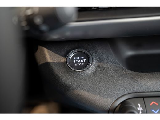 Jeep Avenger Summit | 8 Jaar Garantie | Warmtepomp | Navigatie | Camera | Elekrische Achterklep | Parkeersenso... ActivLease financial lease