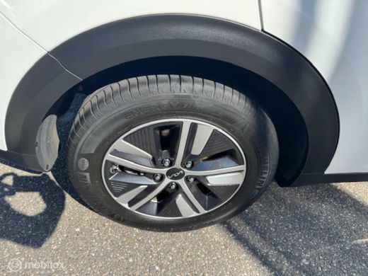 Kia Niro 1.6 GDi PHEV DynamicLine Edition / Plug-inn Hybride / volledig elektrisch rijden 65 km hierna Hyb... ActivLease financial lease