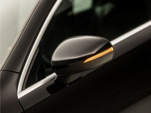 Mercedes-Benz A-Klasse 200 Sport 164Pk Automaat (GROOT NAVI, CAMERA, GETINT GLAS, LEDER, STOELVERWARMING, SPORTSTOELEN, ... ActivLease financial lease