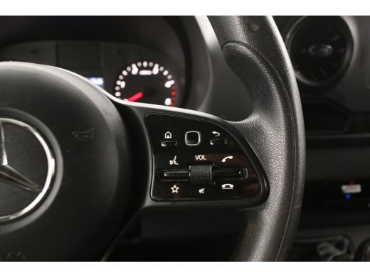 Mercedes-Benz Sprinter 315 CDI L2H2 | Airco | Camera | Cruise | Carplay | 3-Zits | Trekh. | Imperiaal | Parkeersens. ActivLease financial lease